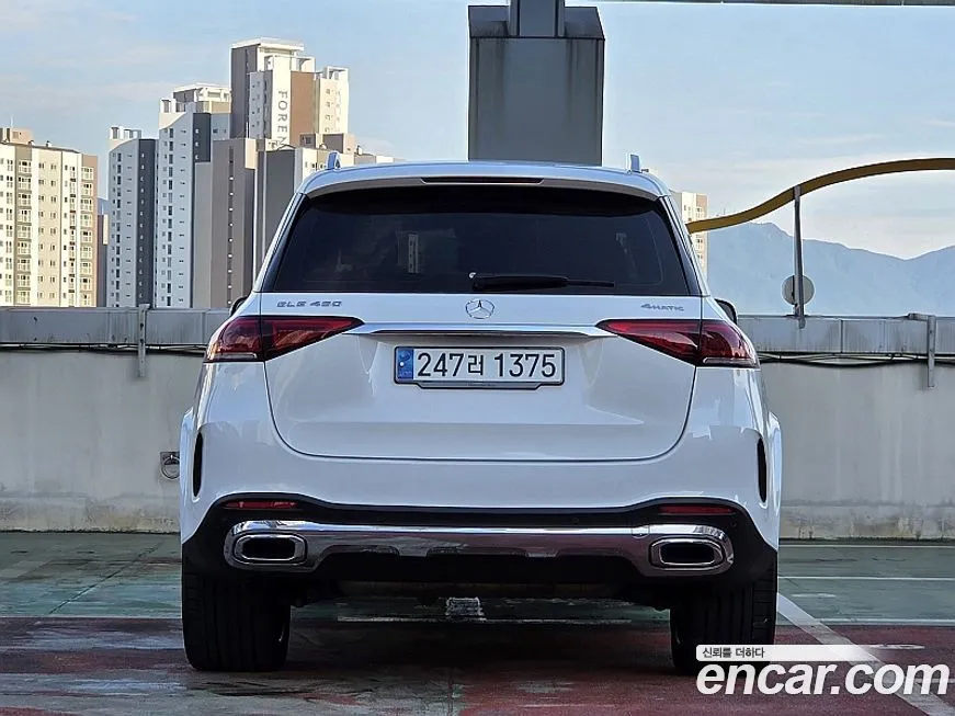Mercedes-Benz GLE-Class — фото 4