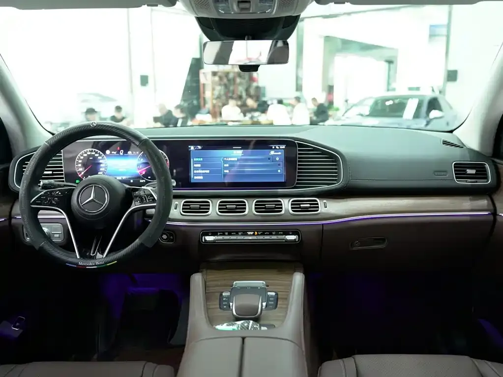 Mercedes-Benz GLE — фото 7