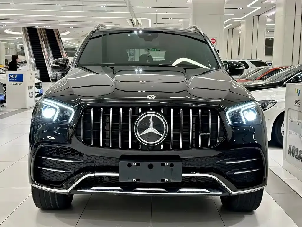 Mercedes-Benz GLE AMG — фото 1