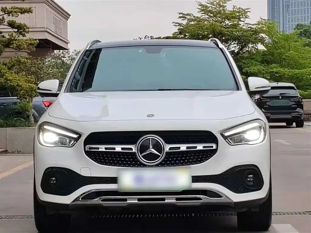 Mercedes-Benz GLA — фото 9