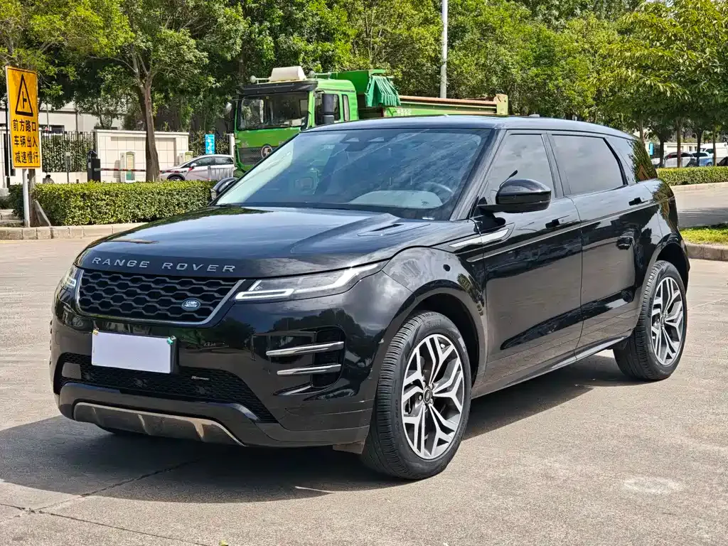 Land Rover Evoque — фото 1