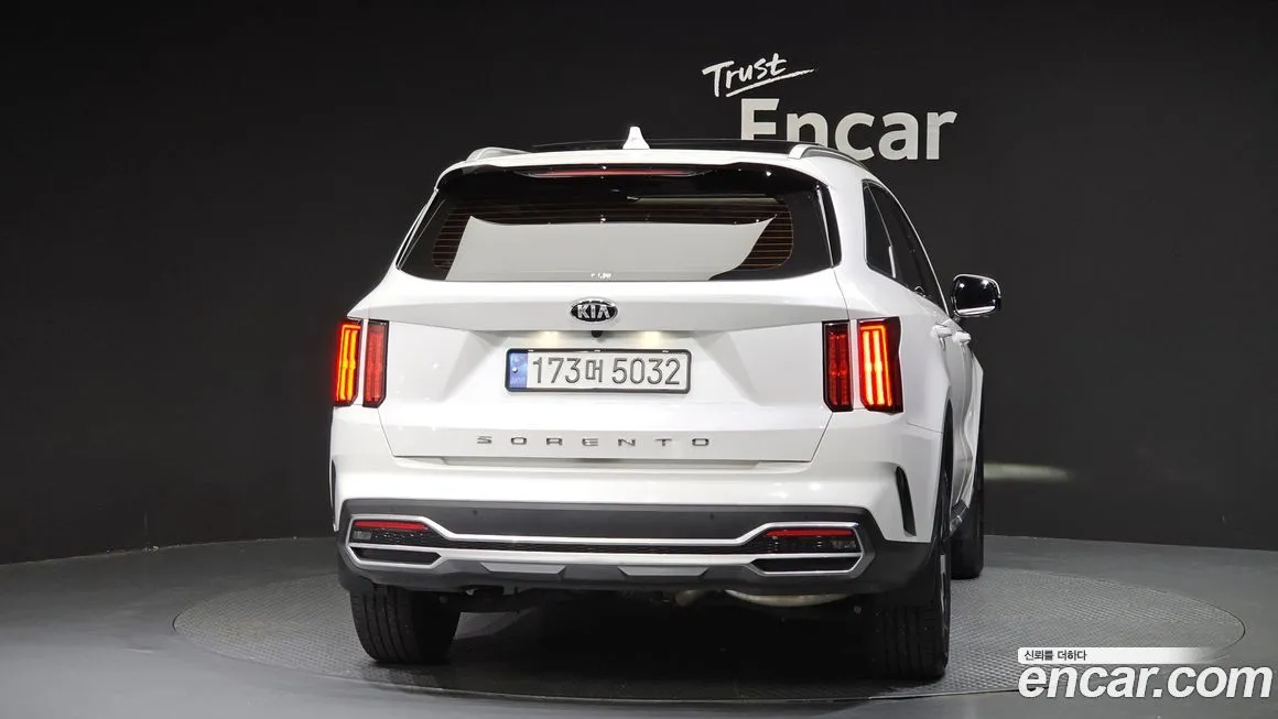 Kia Sorento — фото 4