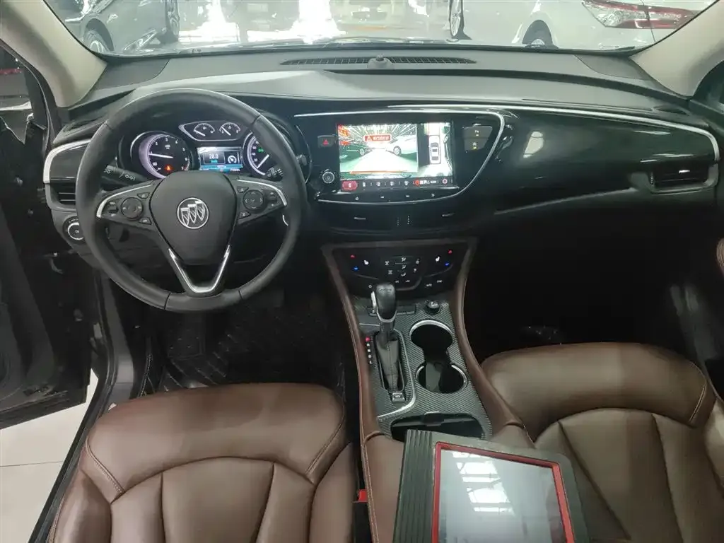 Buick Envision Plus — фото 10
