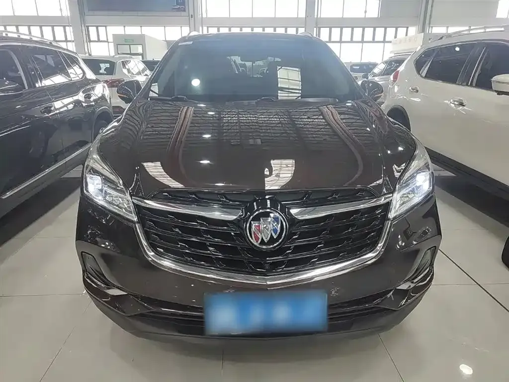 Buick Envision Plus — фото 3