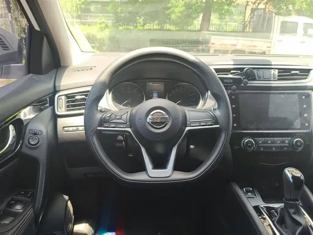 Nissan Qashqai — фото 3