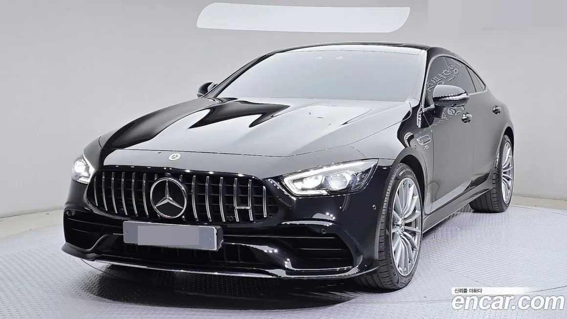 Mercedes-Benz AMG GT — фото 1