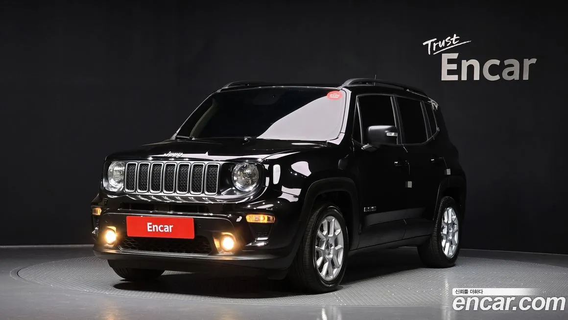Jeep Renegade — фото 1