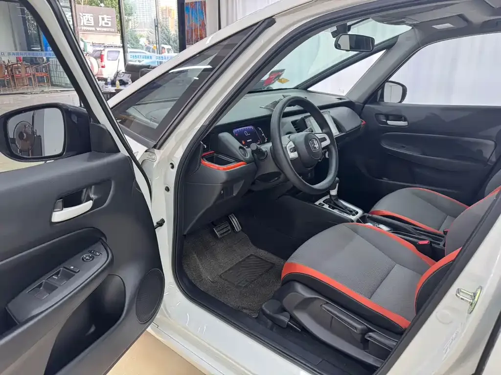 Honda Fit — фото 7