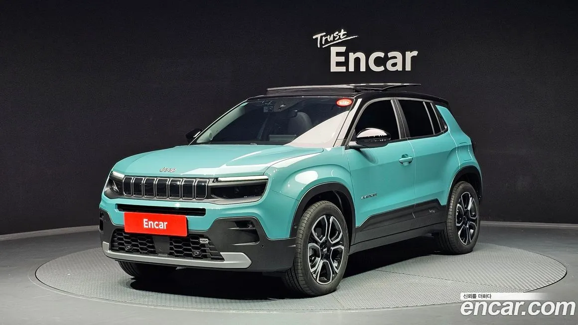 Jeep Avenger — фото 1