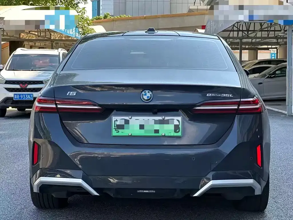 BMW i5 — фото 6