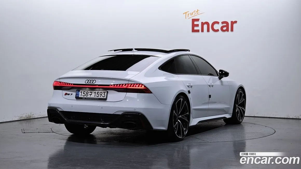 Audi RS7 — фото 2