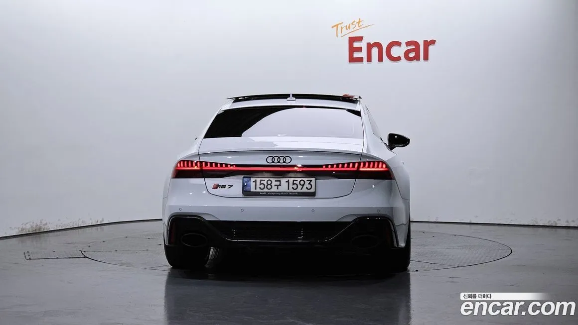 Audi RS7 — фото 4
