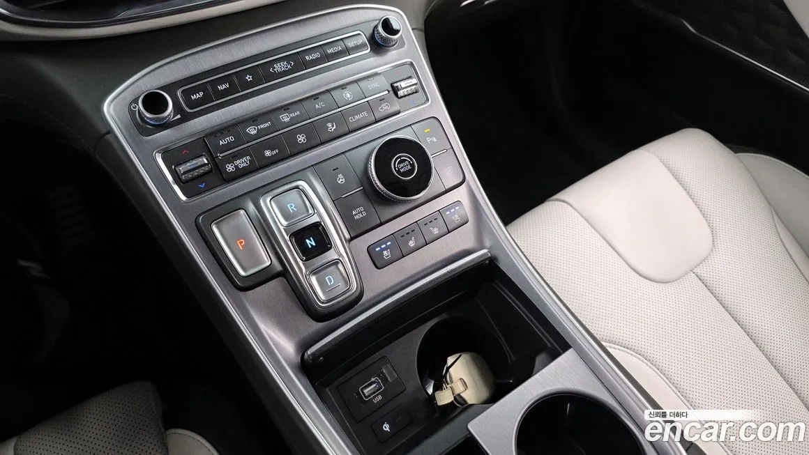 Hyundai Santafe — фото 9
