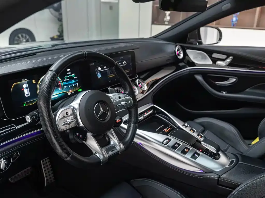 Mercedes-Benz AMG GT — фото 7