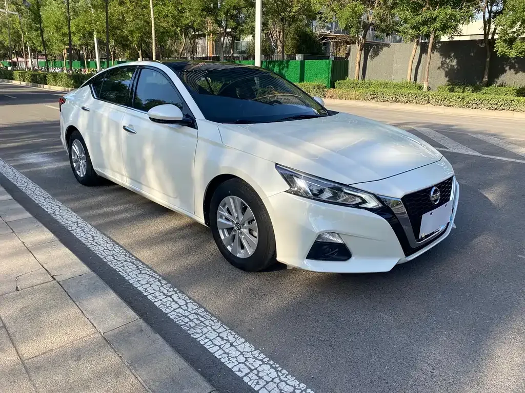 Nissan Teana — фото 2