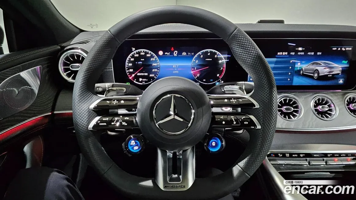 Mercedes-Benz AMG GT — фото 8