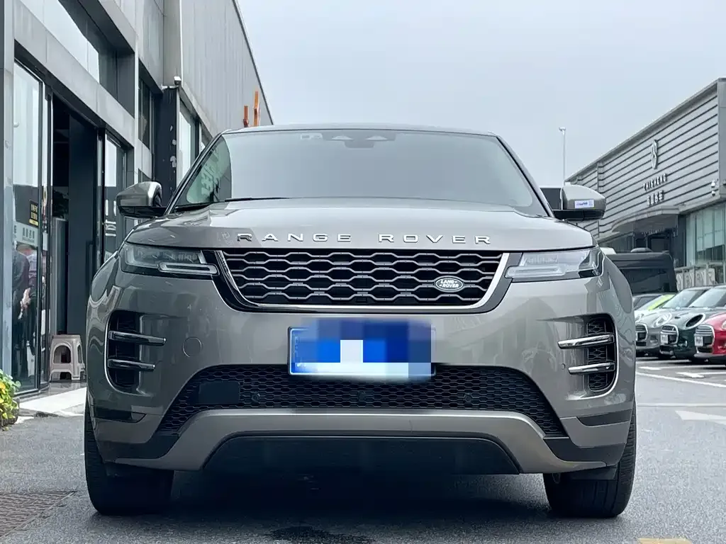 Land Rover Evoque — фото 1