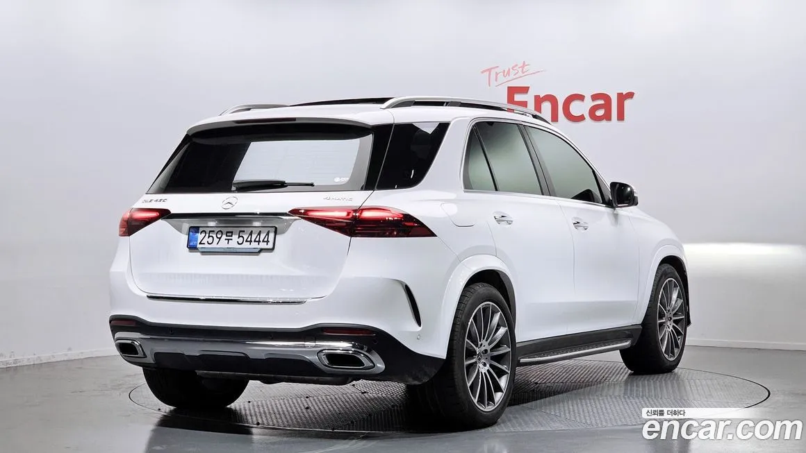 Mercedes-Benz GLE-Class — фото 2