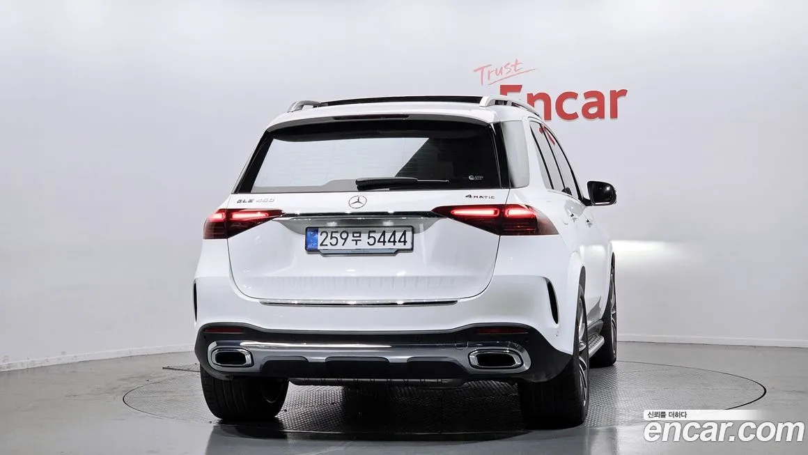 Mercedes-Benz GLE-Class — фото 4