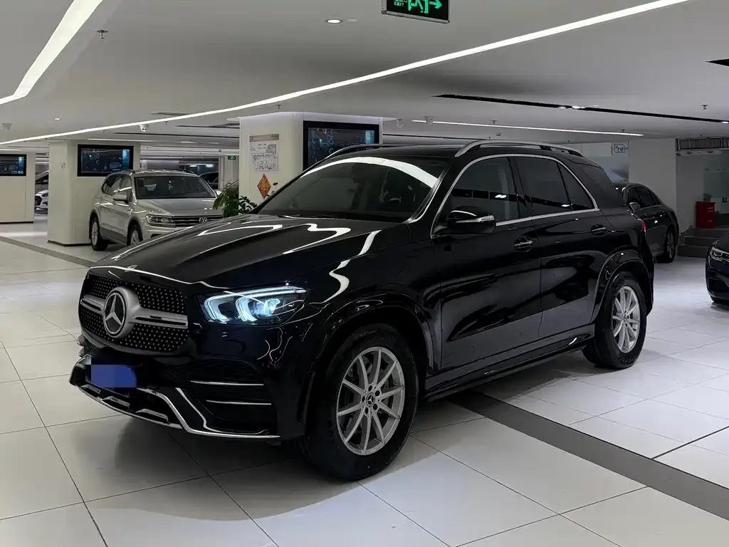 Mercedes-Benz GLE — фото 1