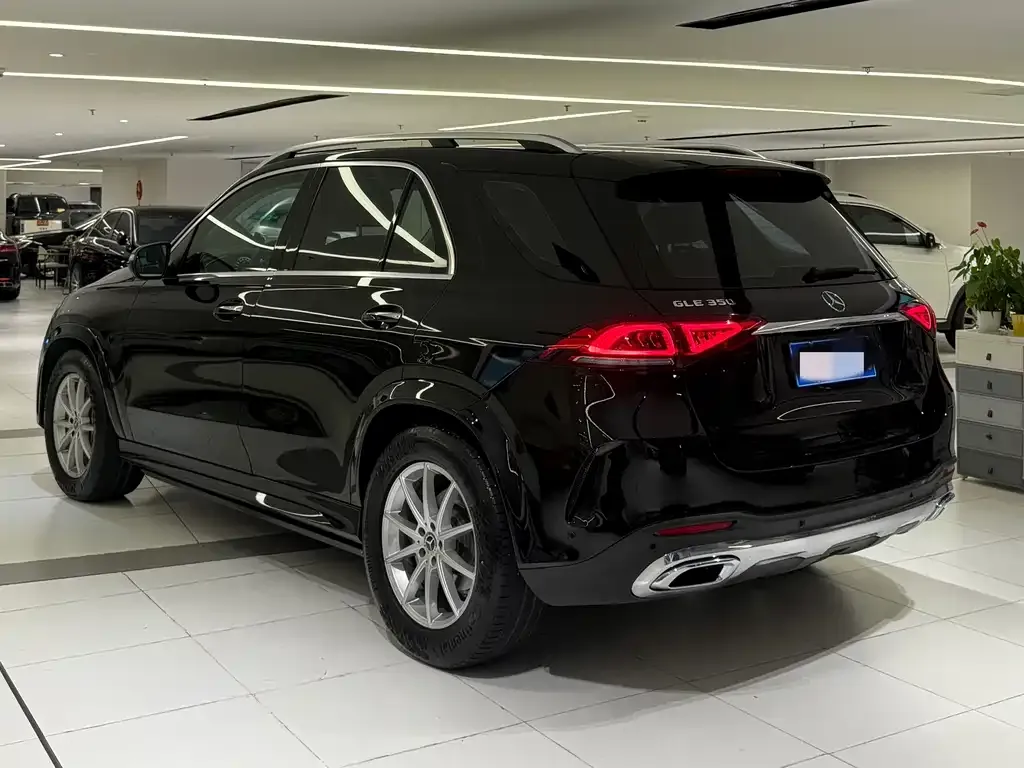 Mercedes-Benz GLE — фото 6