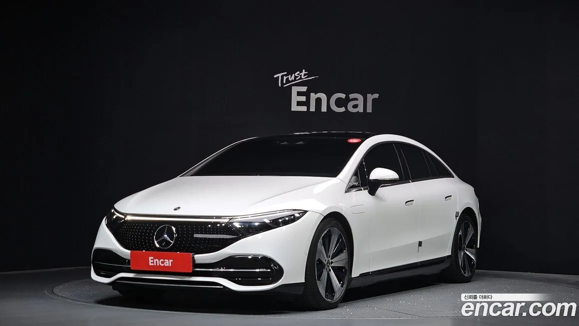 Mercedes-Benz EQS — фото 1