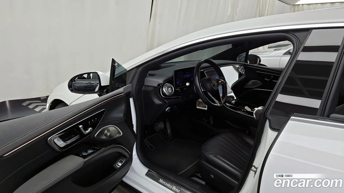 Mercedes-Benz EQS — фото 10