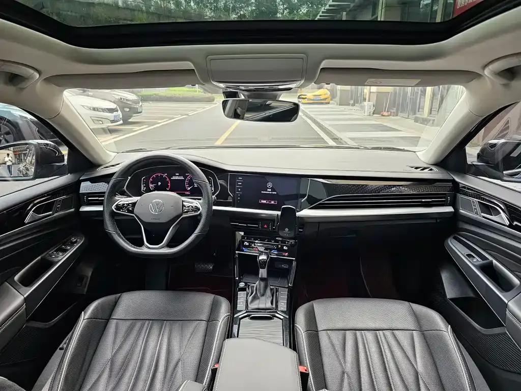 Volkswagen Passat — фото 10