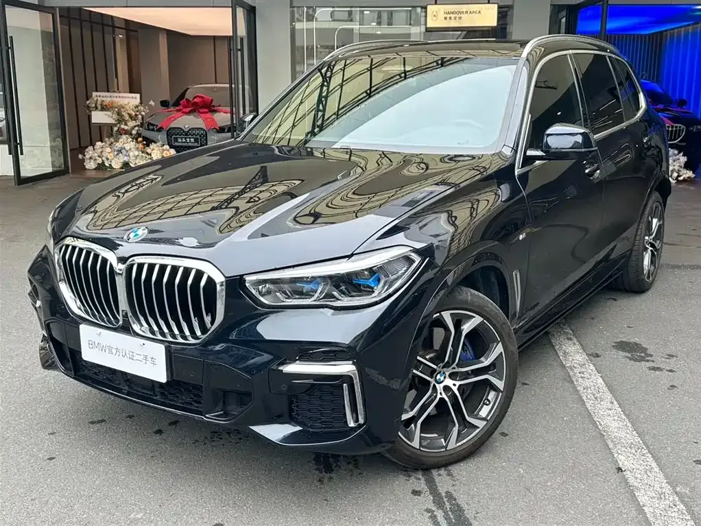 BMW X5 — фото 1