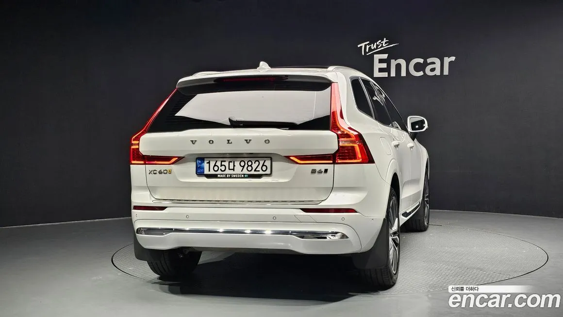 Volvo XC60 — фото 4