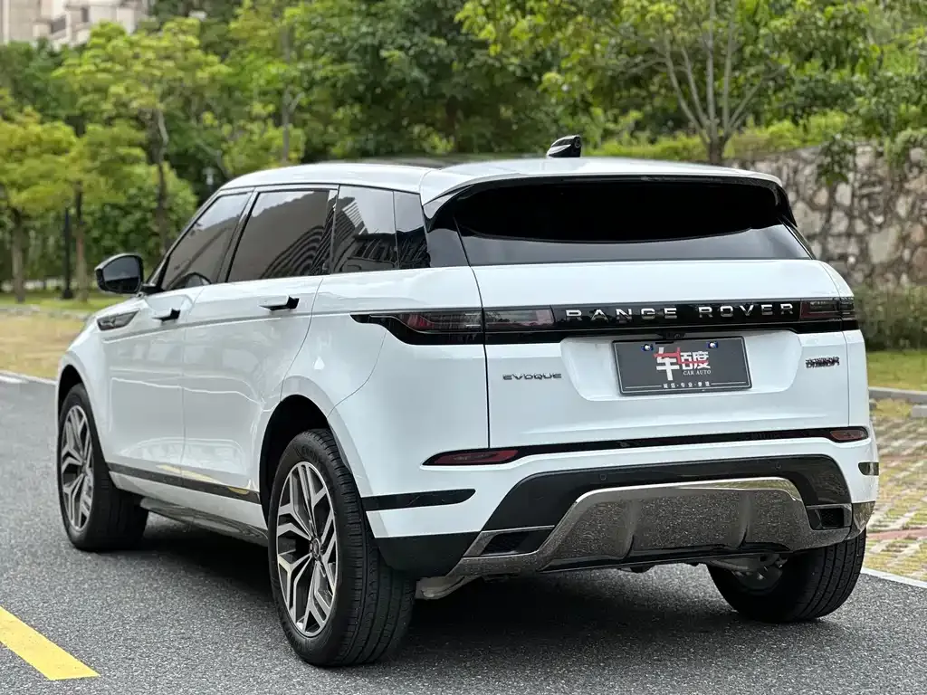 Land Rover Evoque — фото 6