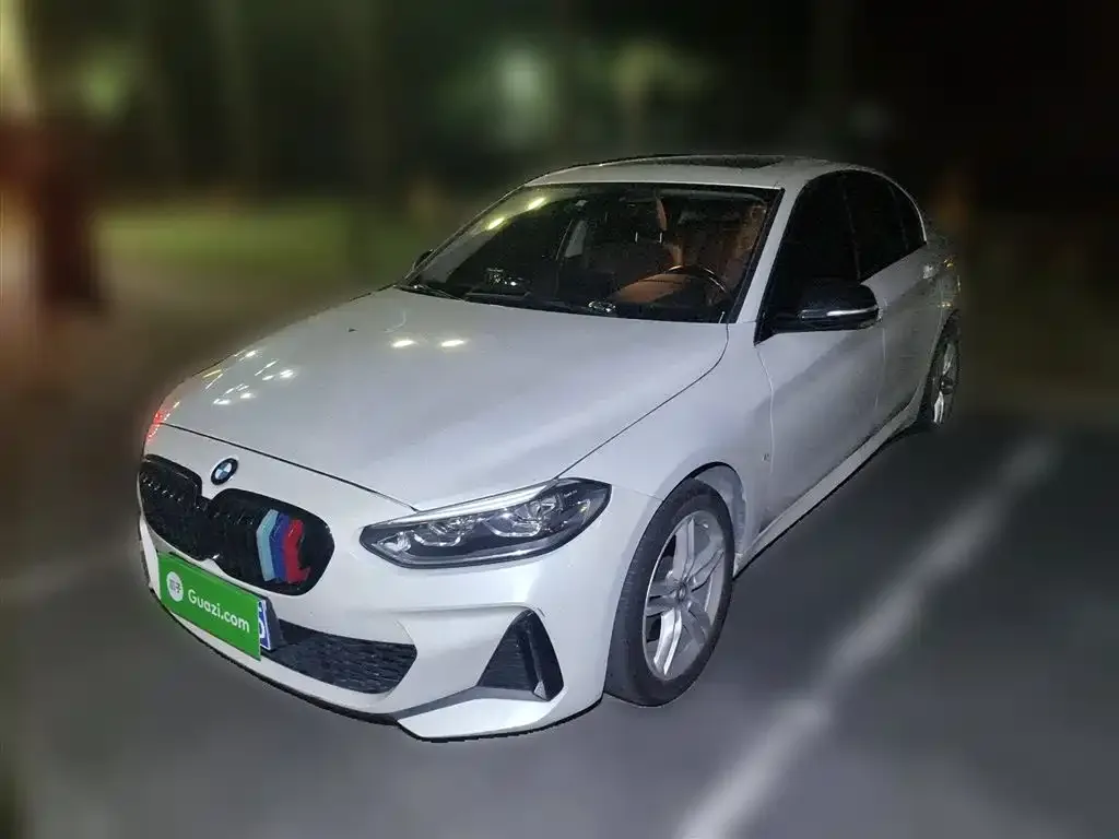 BMW 1 Series — фото 1