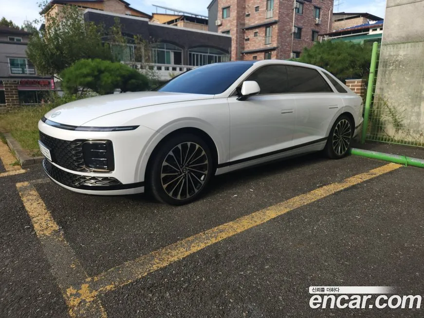 Hyundai Grandeur — фото 1