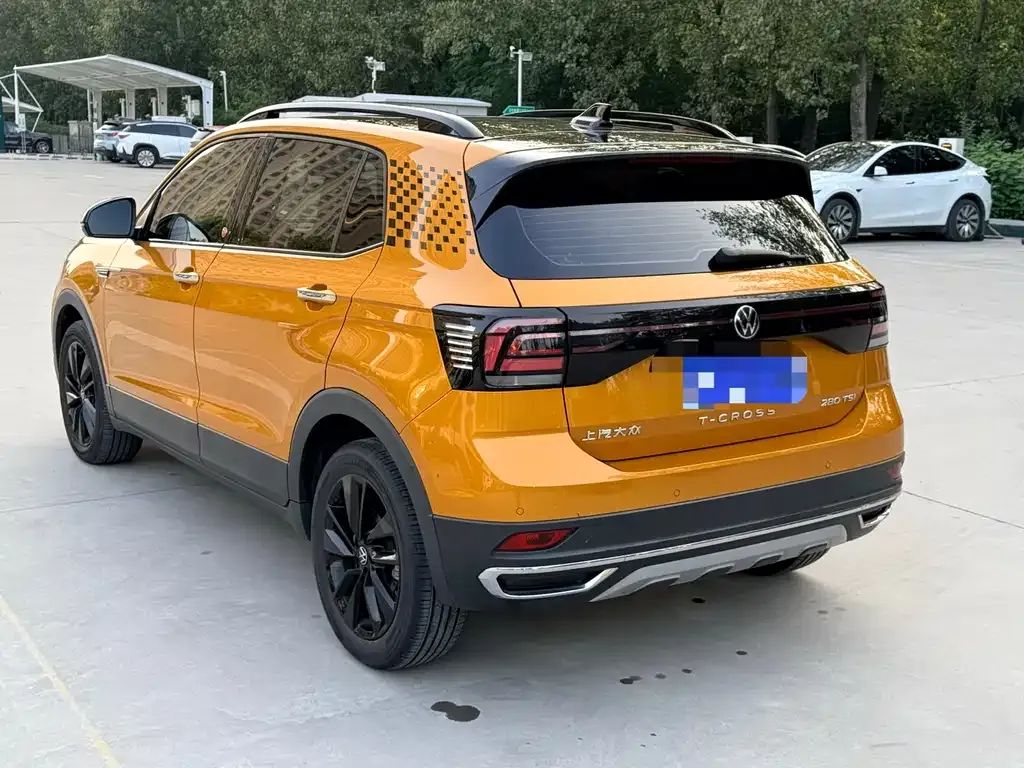 Volkswagen T-Cross — фото 6