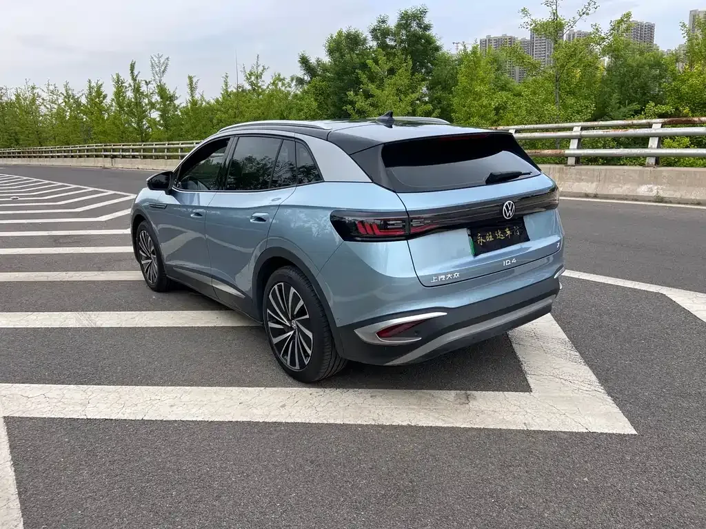 Volkswagen ID.4 X — фото 4