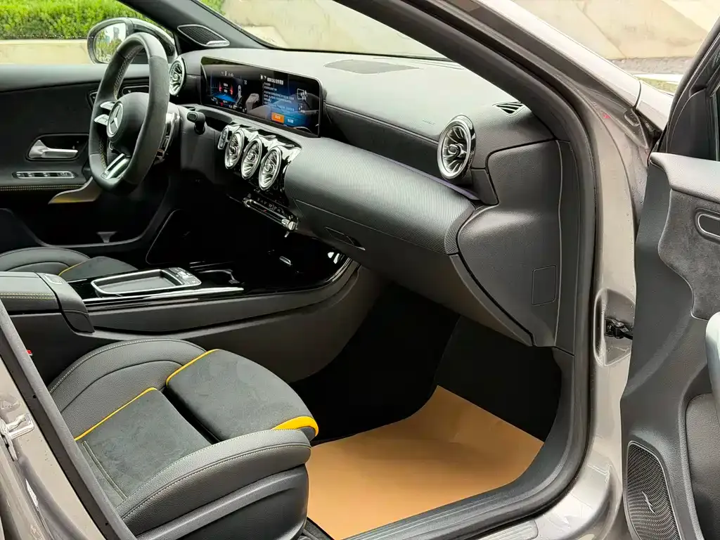 Mercedes-Benz A-Class AMG (Import) — фото 8