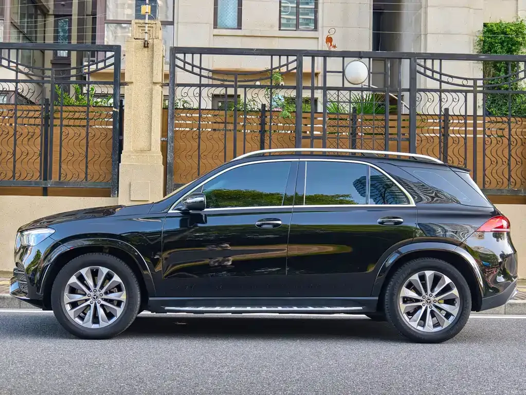 Mercedes-Benz GLE — фото 4