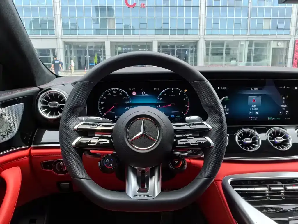 Mercedes-Benz AMG GT — фото 9