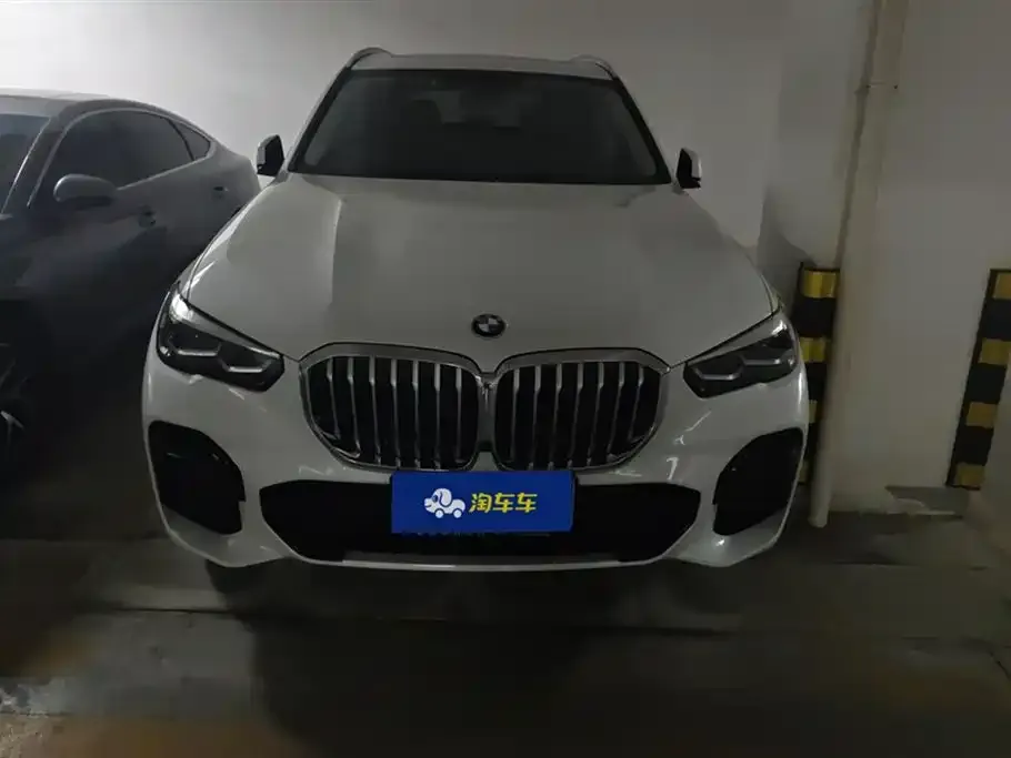 BMW X5 (Import) — фото 2