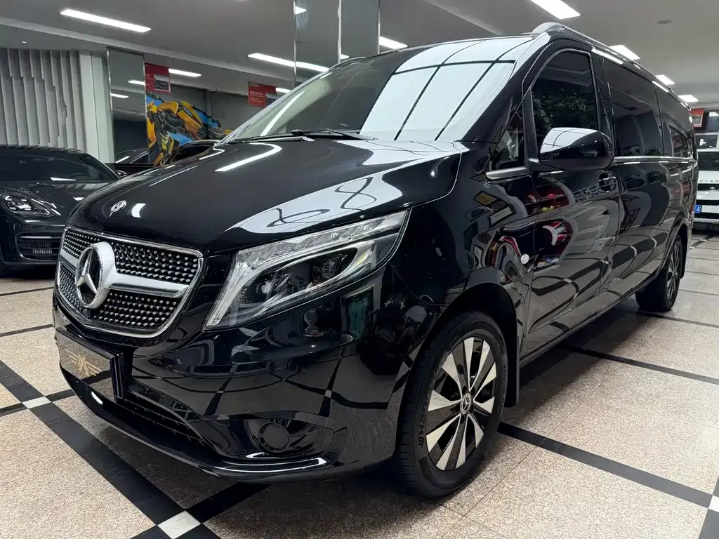 Mercedes-Benz Vito — фото 1