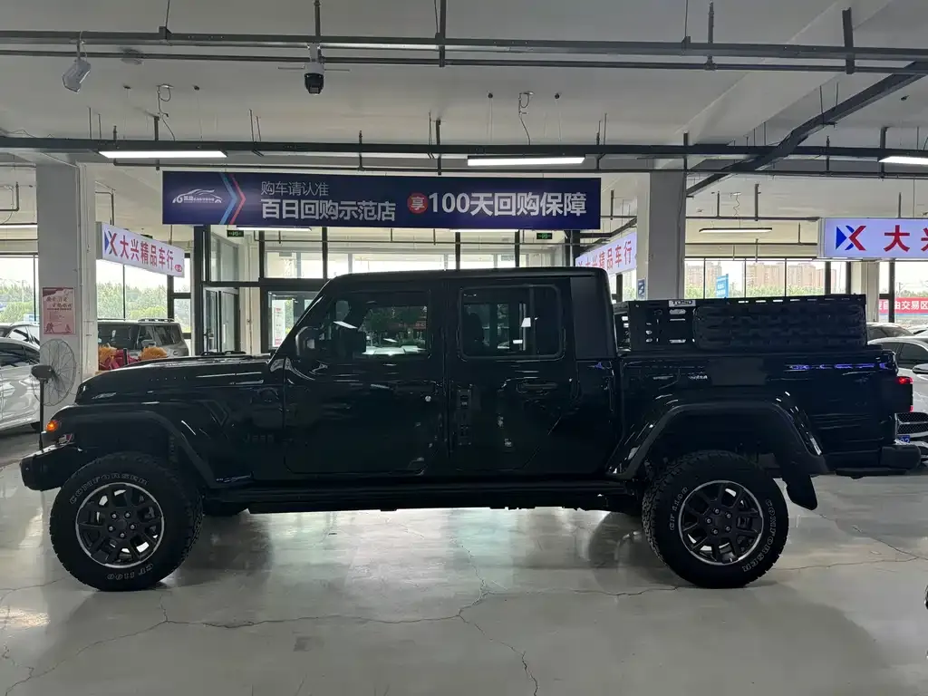 Jeep Gladiator — фото 4
