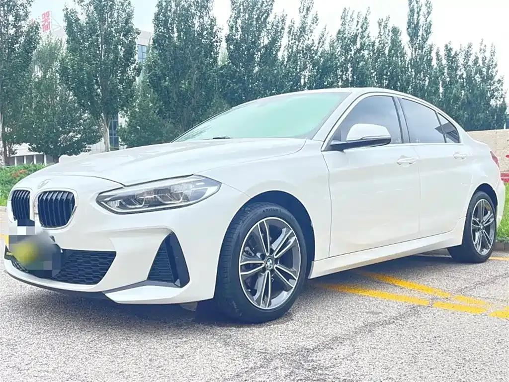 BMW 1 Series — фото 1