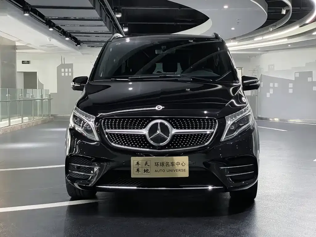 Mercedes-Benz V-Class — фото 2