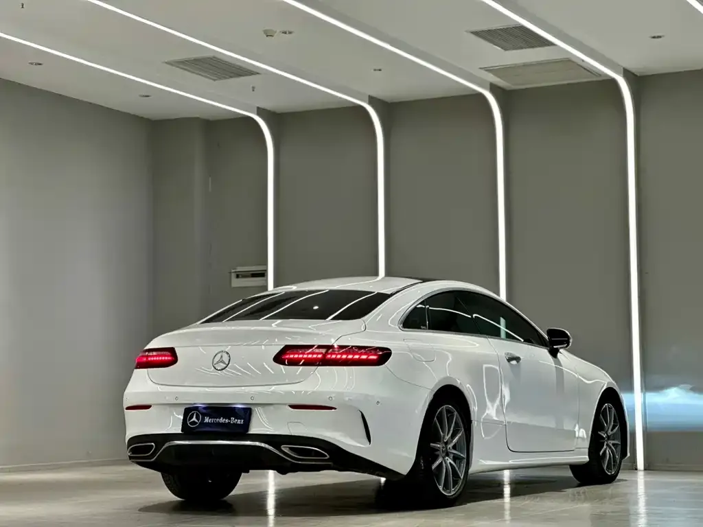 Mercedes-Benz E-Class (Import) — фото 10
