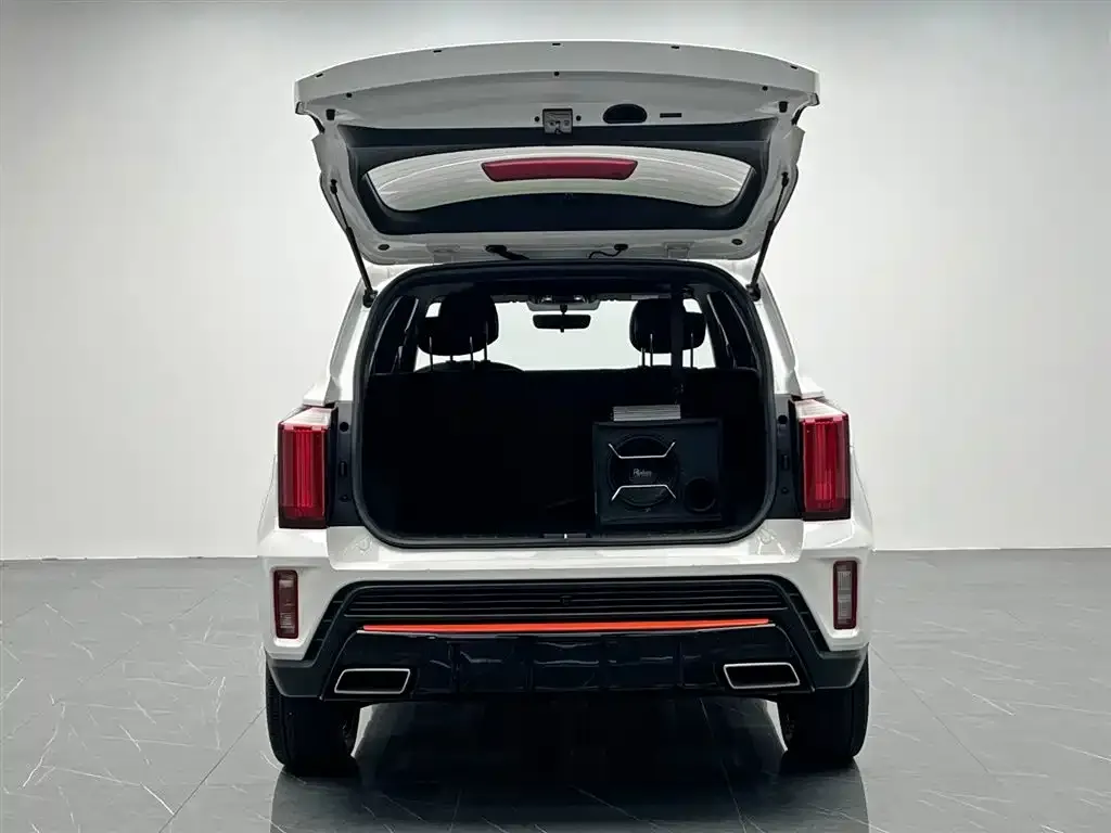 Kia Sportage — фото 10