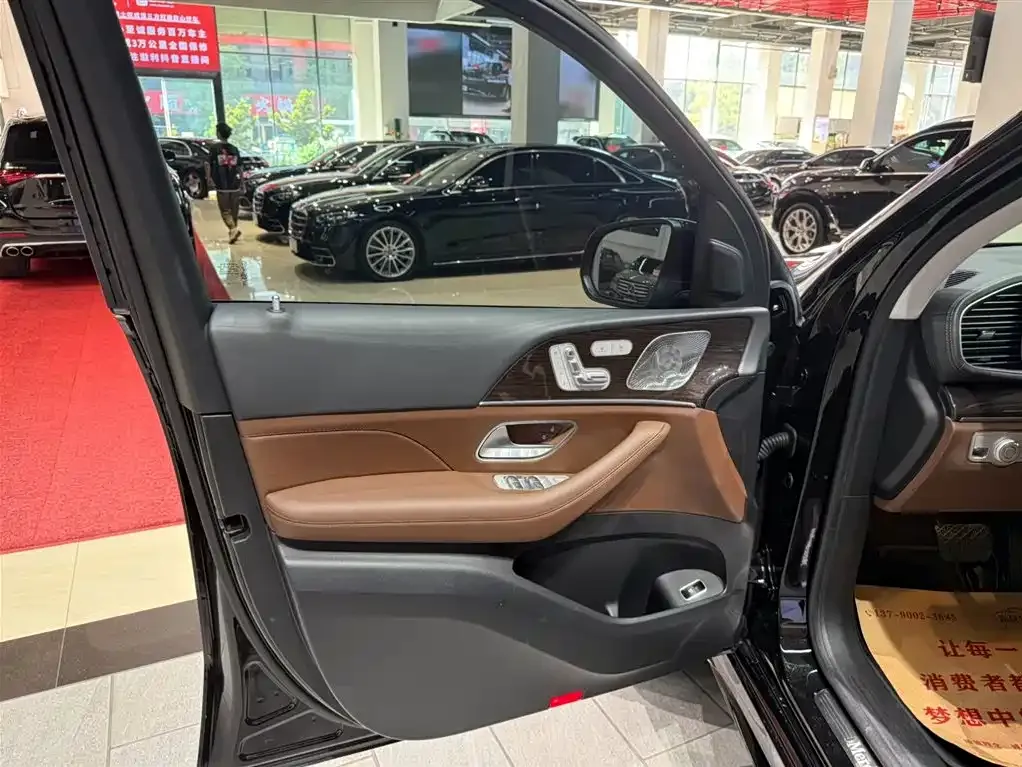 Mercedes-Benz GLE — фото 10