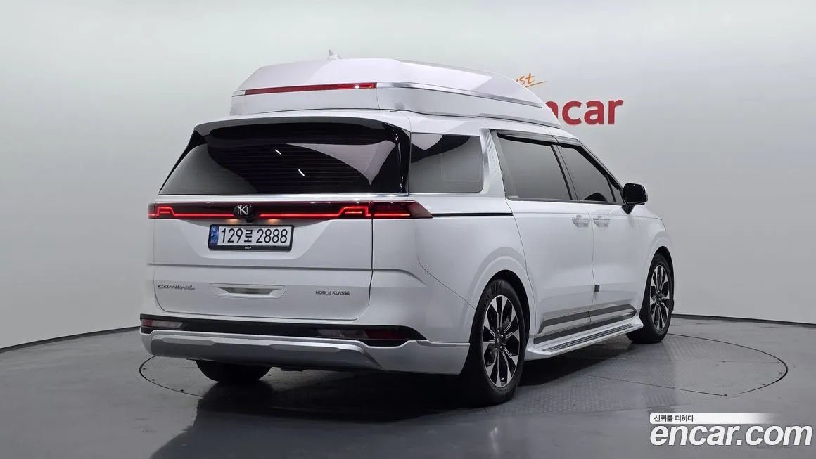 Kia Carnival — фото 2