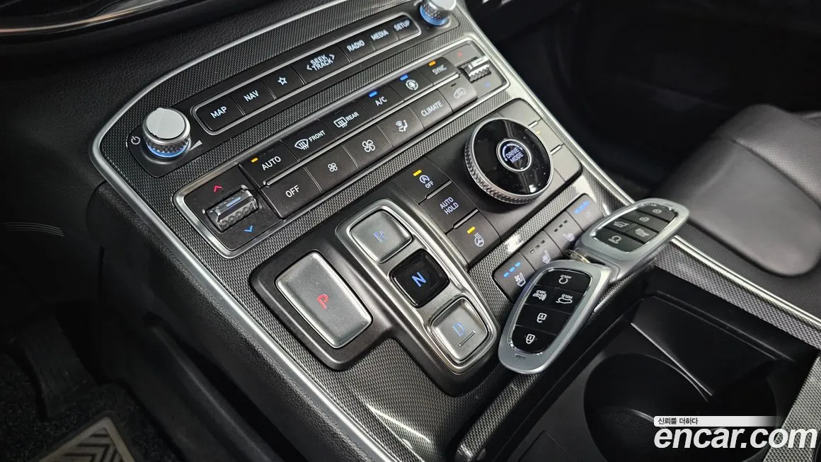 Hyundai Santafe — фото 9