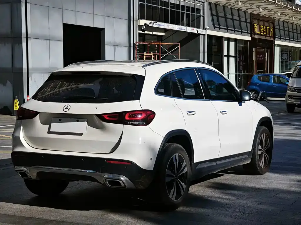 Mercedes-Benz GLA — фото 7