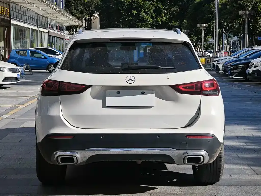 Mercedes-Benz GLA — фото 8